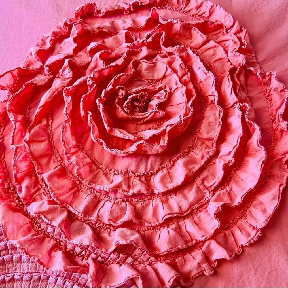 NORDSTROM AT HOME  Duvet Cover King Size 100% Cotton. Elegant Coral Ruffled .